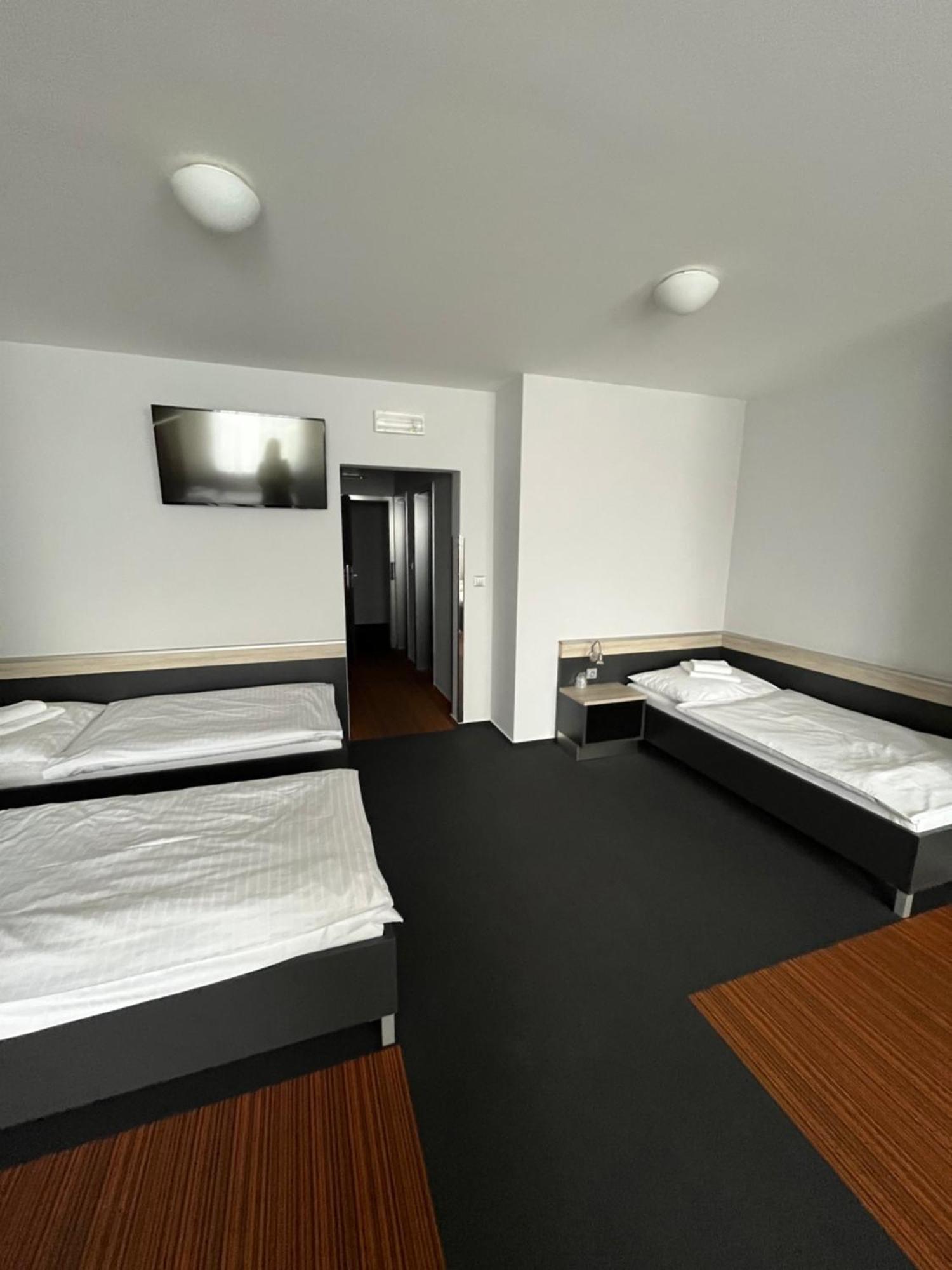 Buly Aréna Hotel Kravaře Kültér fotó